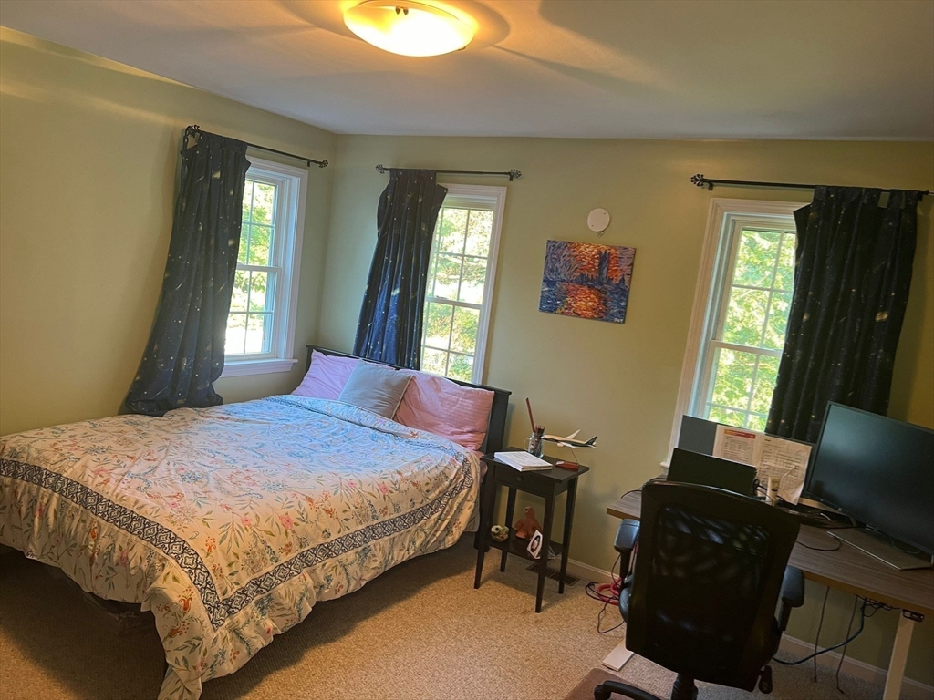 76 Stagecoach Road Holliston, MA 01746 - Photo 19 of 37