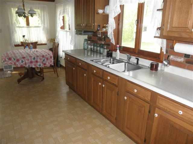 219 Timberlan Road Germantown Hills, IL 61548 - Photo 2 of 15 Gallery Image 2