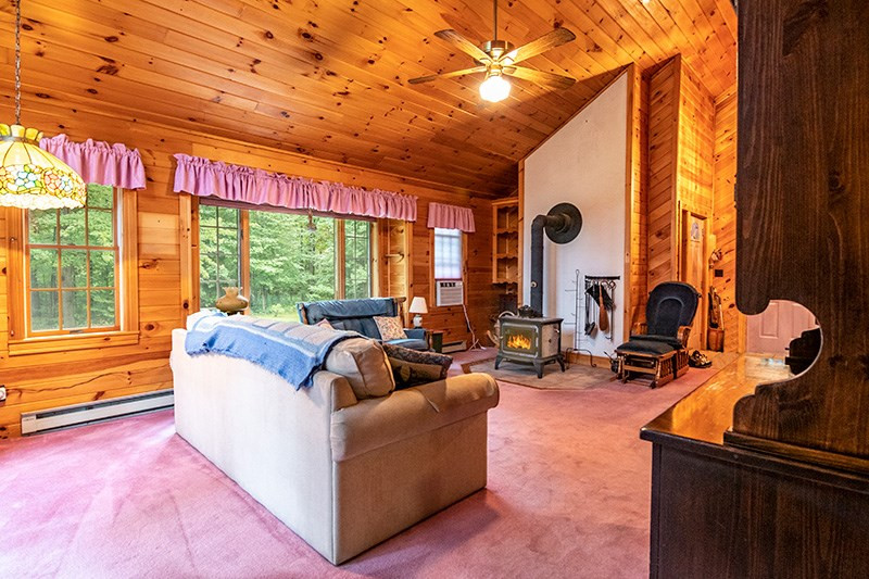 124 Fox Farm Road Wilmington, NY 12997 - Photo 4 of 29 Gallery Image 4