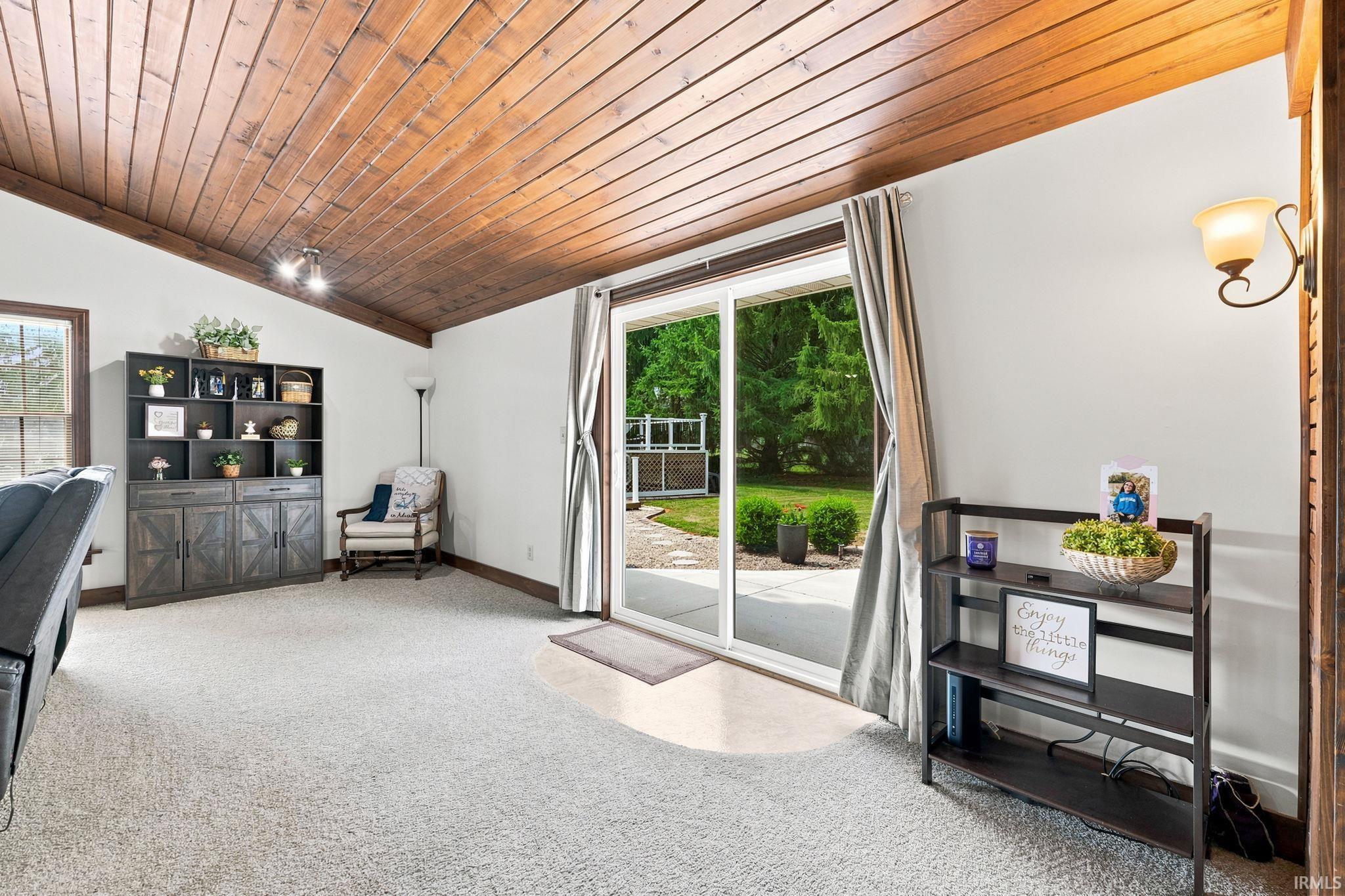 9411 Roberts Road Woodburn, IN 46797 - Photo 12 of 33 Gallery Image 12