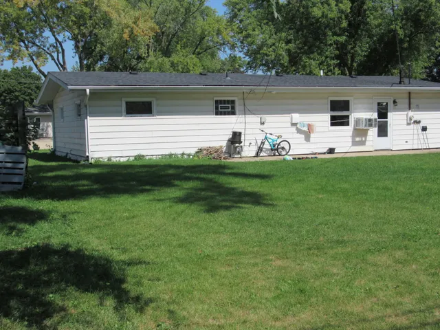 $259,900 | 306 Harmony Drive, North Aurora, IL 60542