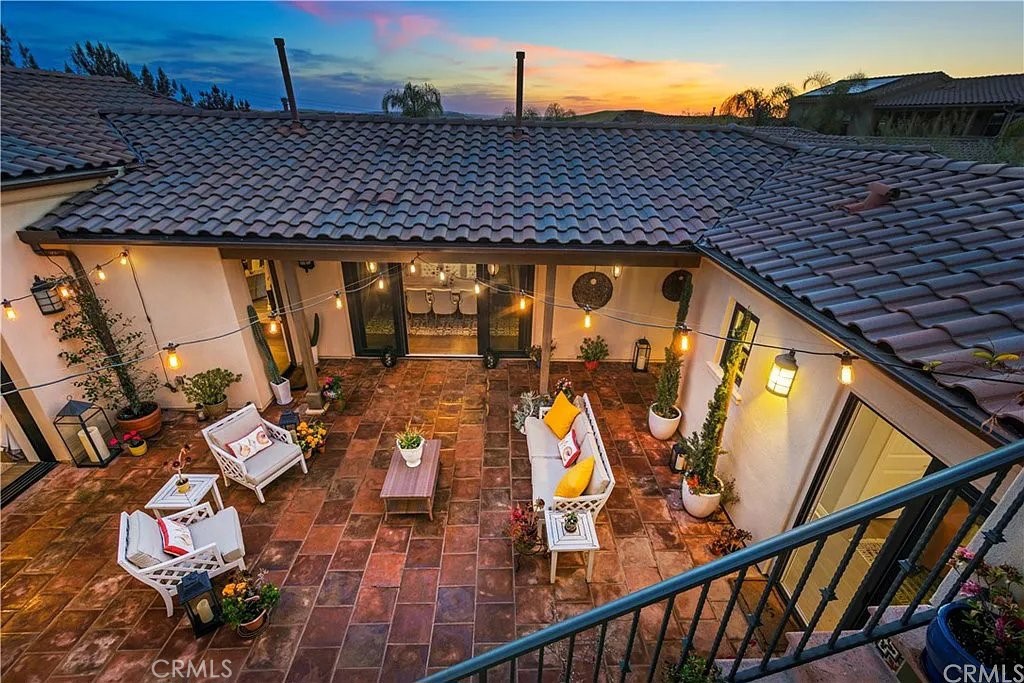 9 Paniolo Road Ladera Ranch, CA 92694 - Photo 17 of 40 Gallery Image 17