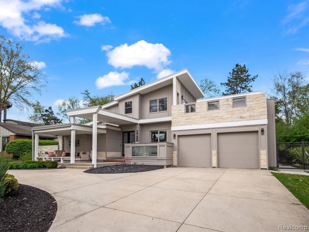1733 Pembroke Road Birmingham, MI 48009 - Photo 2 of 33