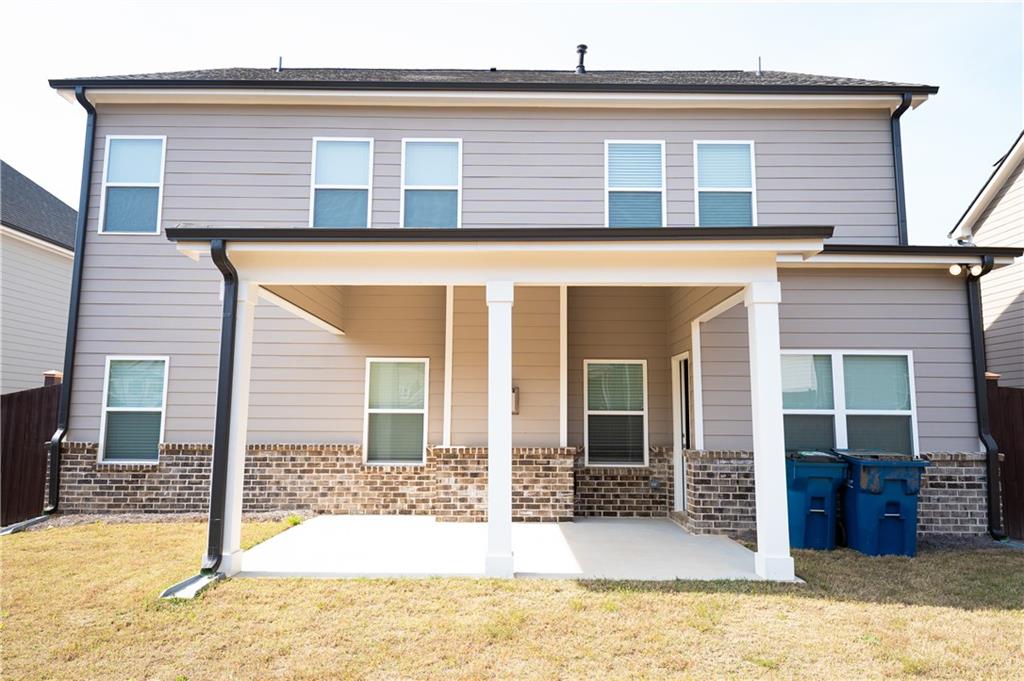 536 Sageton Court Grayson, GA 30017 - Photo 31 of 37 a view of a house with a patio