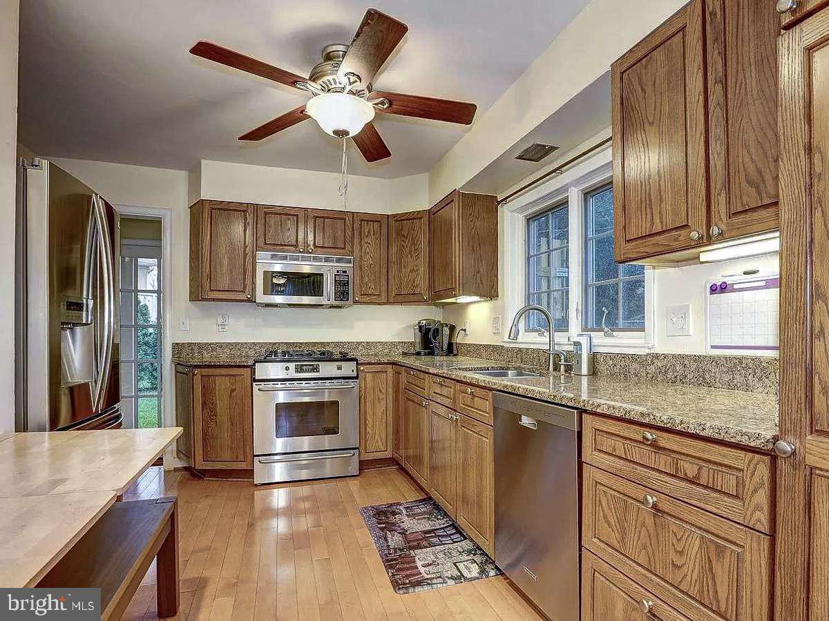 5802 Anniston Road Bethesda, MD 20817 - Photo 13 of 25 Gallery Image 13