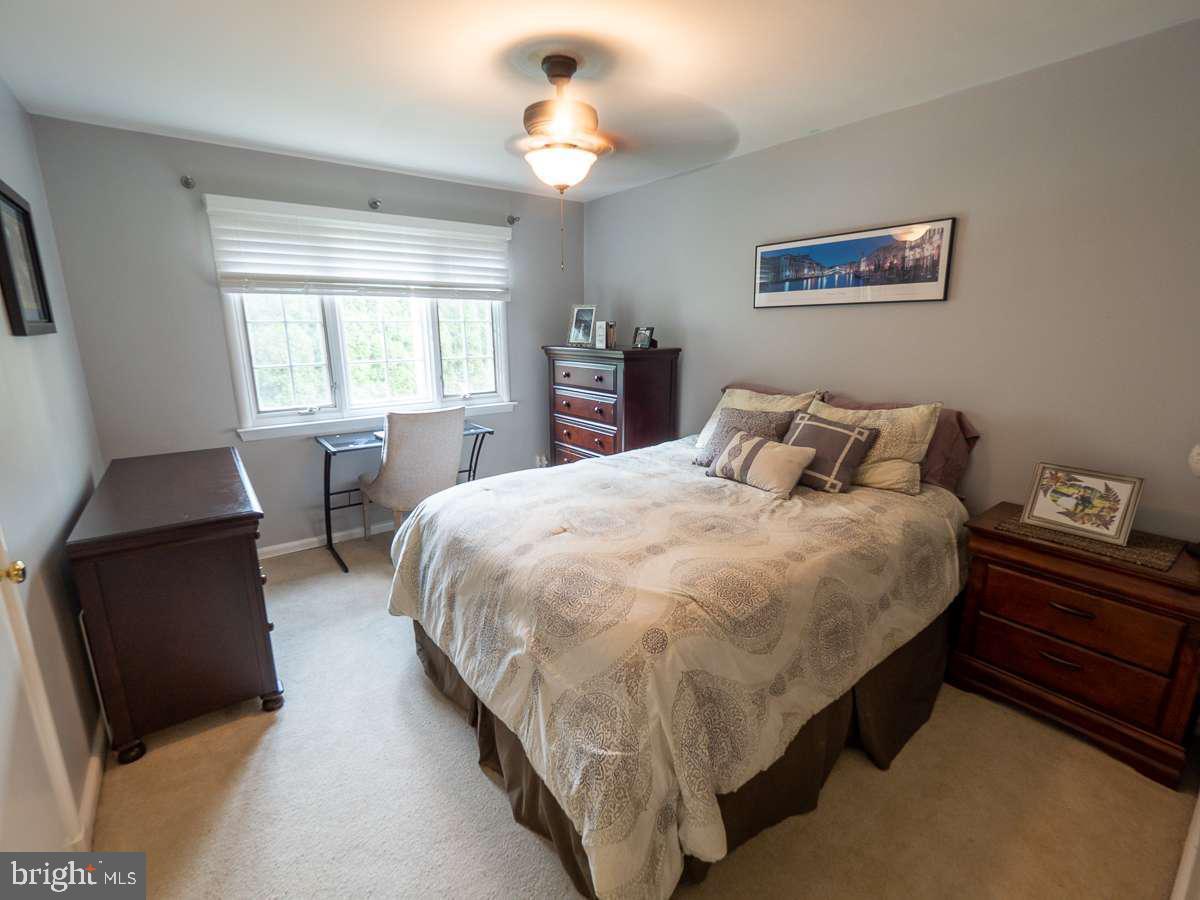 5802 Anniston Road Bethesda, MD 20817 - Photo 20 of 25 Gallery Image 20