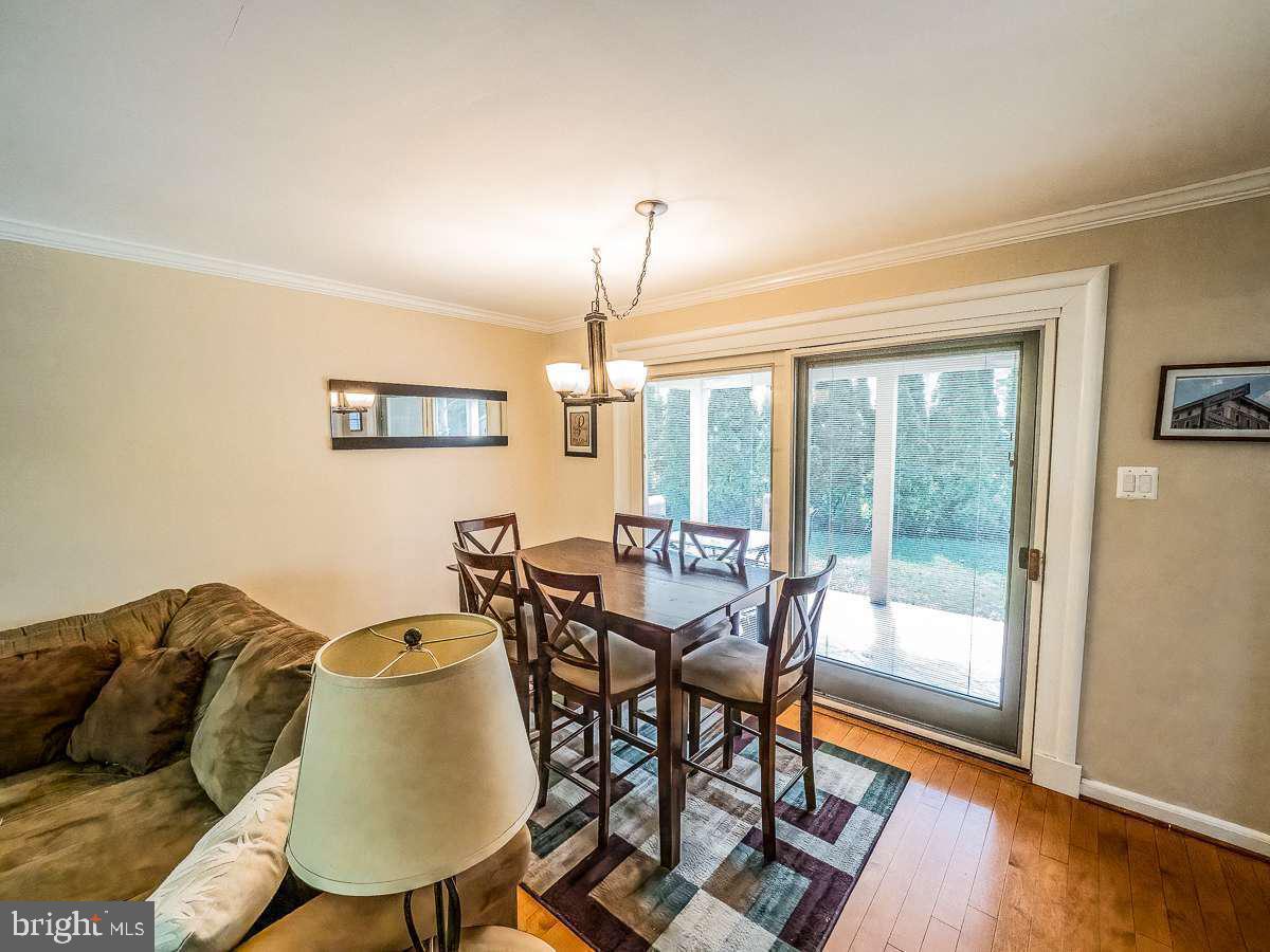 5802 Anniston Road Bethesda, MD 20817 - Photo 8 of 25 Gallery Image 8