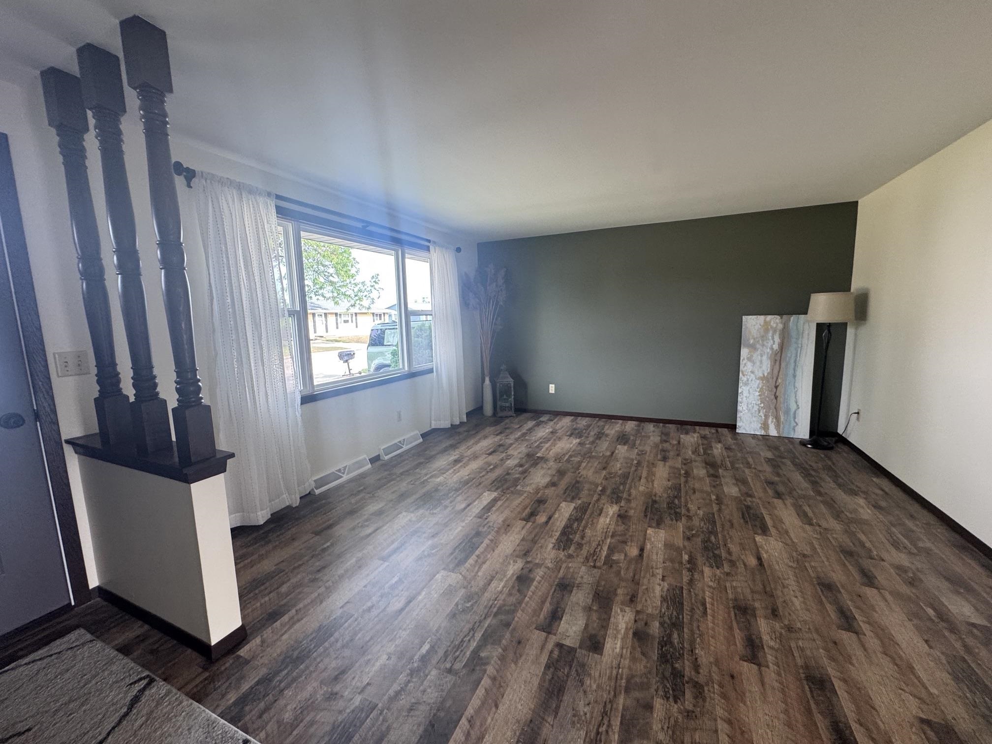 2704 North David Street Appleton, WI 54914 - Photo 13 of 48