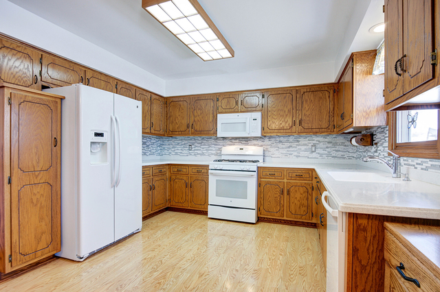 705 Plank Road New Lenox, IL 60451 - Photo 12 of 41