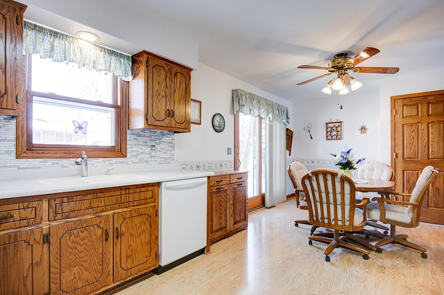 705 Plank Road New Lenox, IL 60451 - Photo 16 of 41