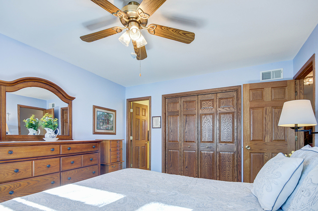 705 Plank Road New Lenox, IL 60451 - Photo 20 of 41