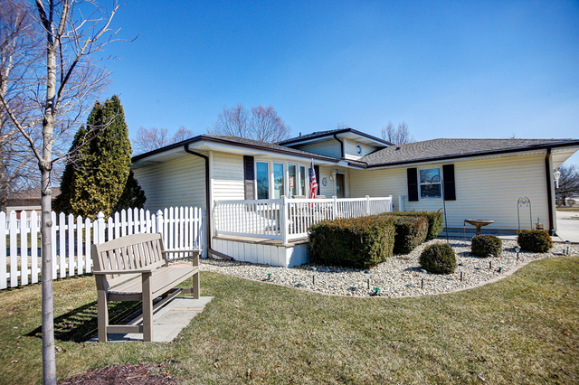 705 Plank Road New Lenox, IL 60451 - Photo 3 of 41