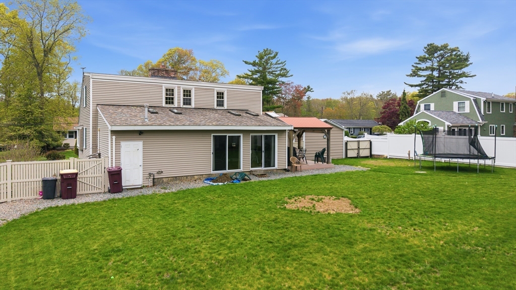 9 Joseph Street Acushnet, MA 02743 - Photo 3 of 42