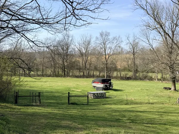 $324,900 | 111 Oak Grove Road, Red Boiling Springs, TN 37150