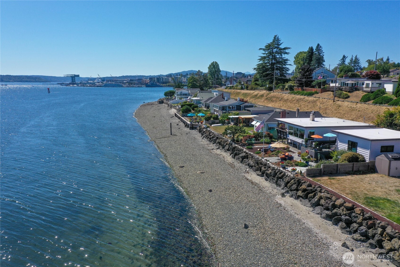 711 Shore Drive Bremerton, WA 98310 - Photo 2 of 40