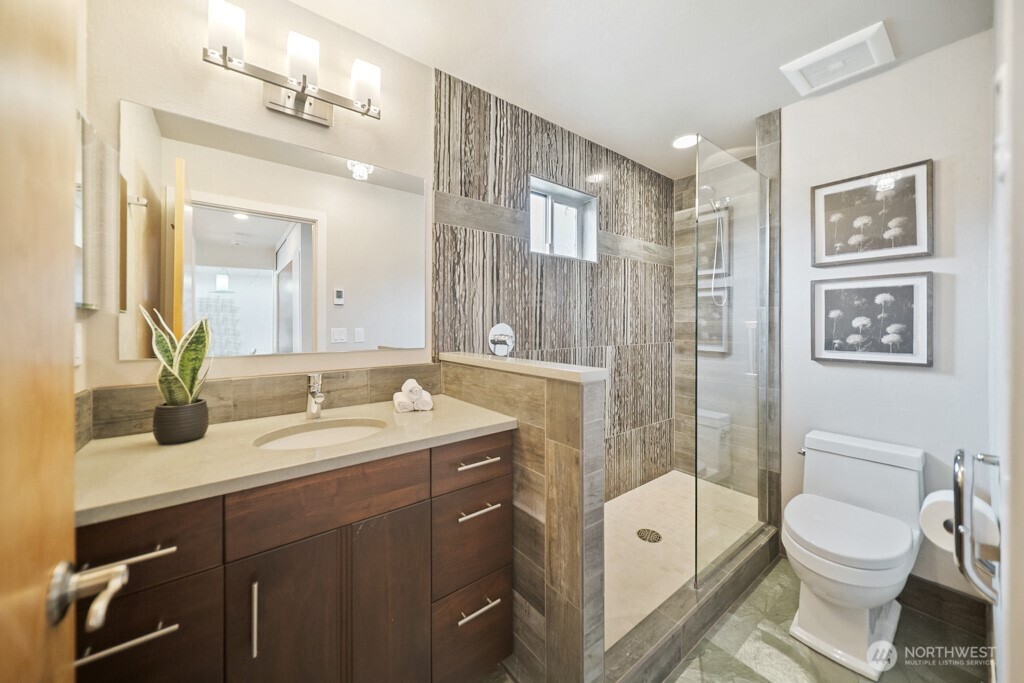 711 Shore Drive Bremerton, WA 98310 - Photo 24 of 40