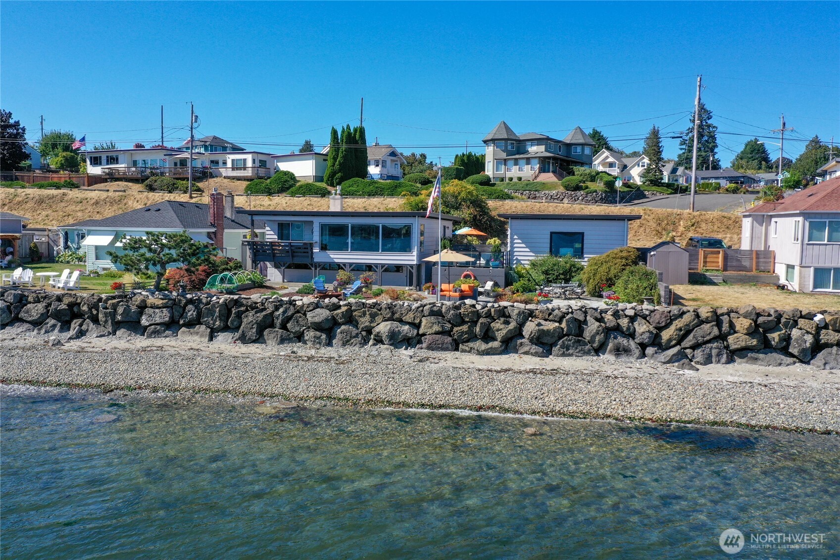 711 Shore Drive Bremerton, WA 98310 - Photo 4 of 40