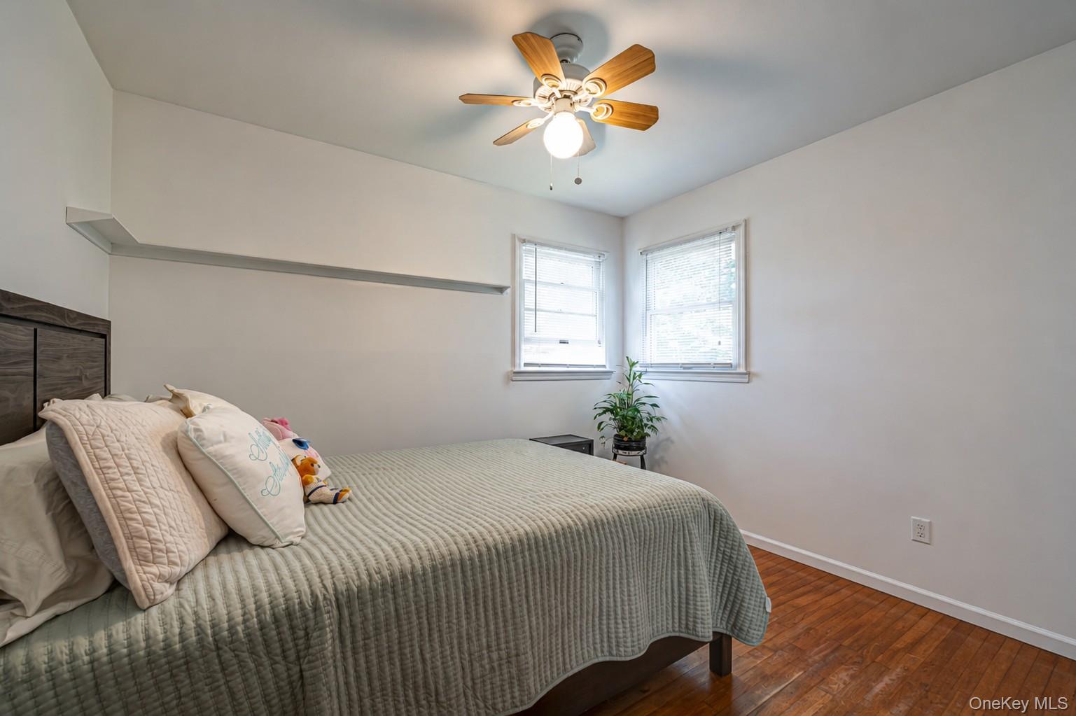 6 45th Street Islip, NY 11751 - Photo 10 of 22