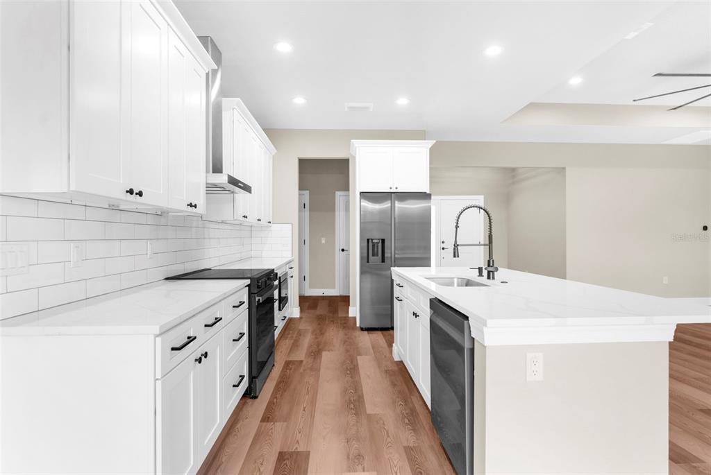 16123 Penn State Road Weeki Wachee, FL 34614 - Photo 15 of 49