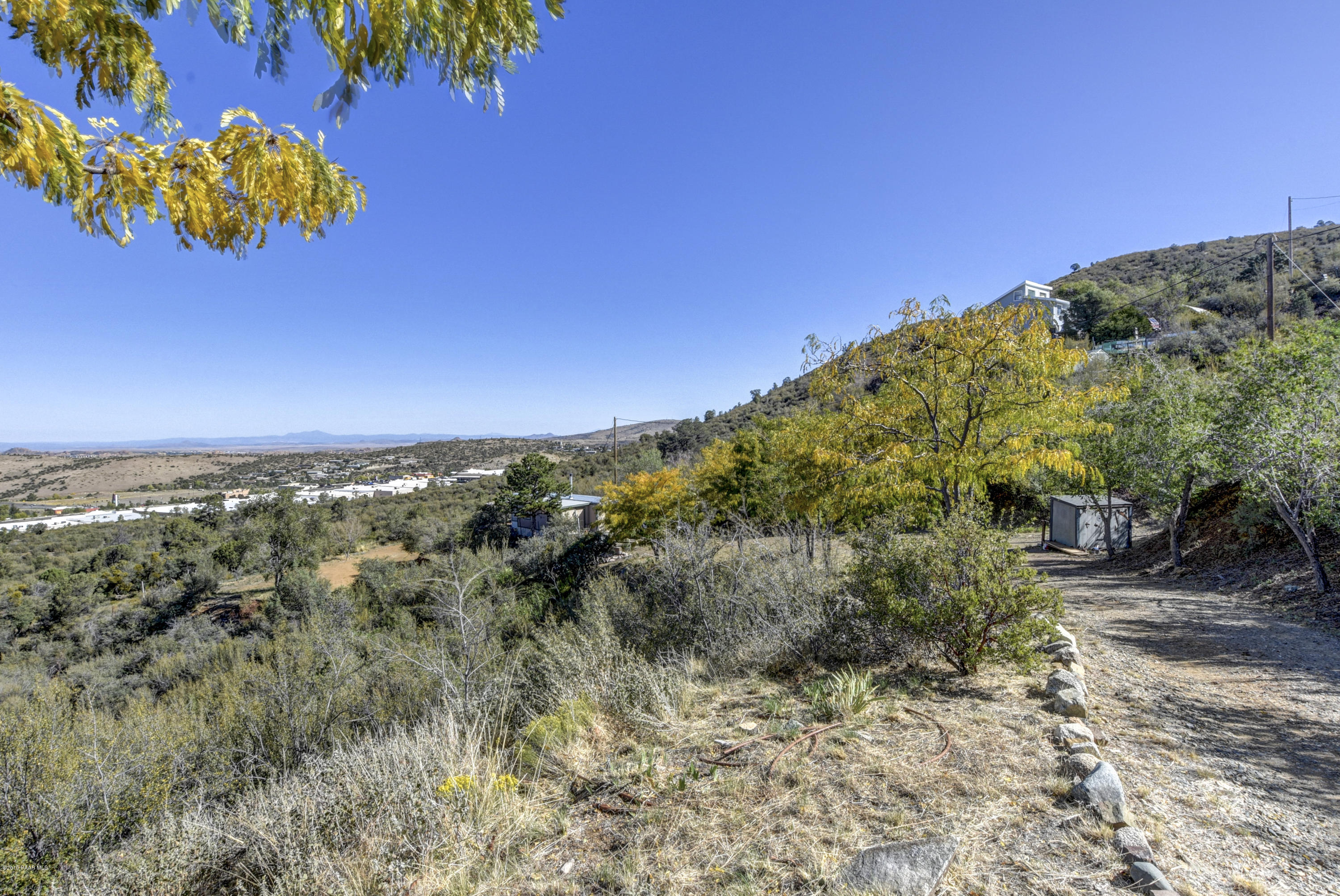 1710 Butterfield Road Prescott, AZ 86303 - Photo 18 of 25 13 Driveway