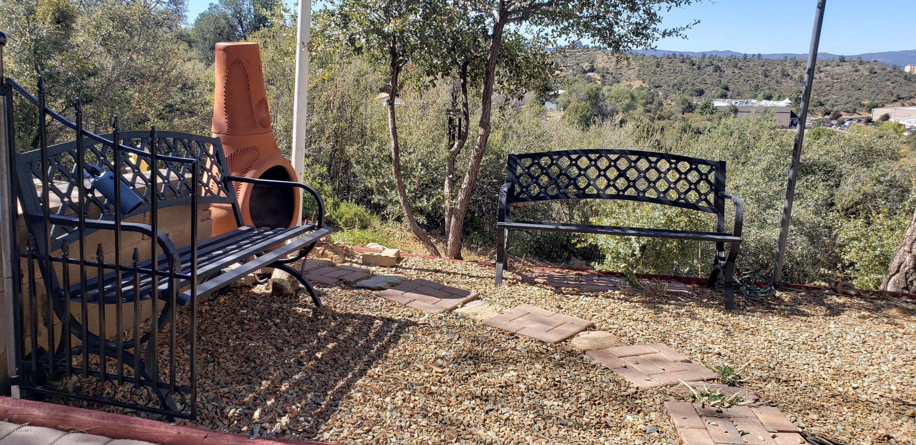 1710 Butterfield Road Prescott, AZ 86303 - Photo 3 of 25 Front Patio