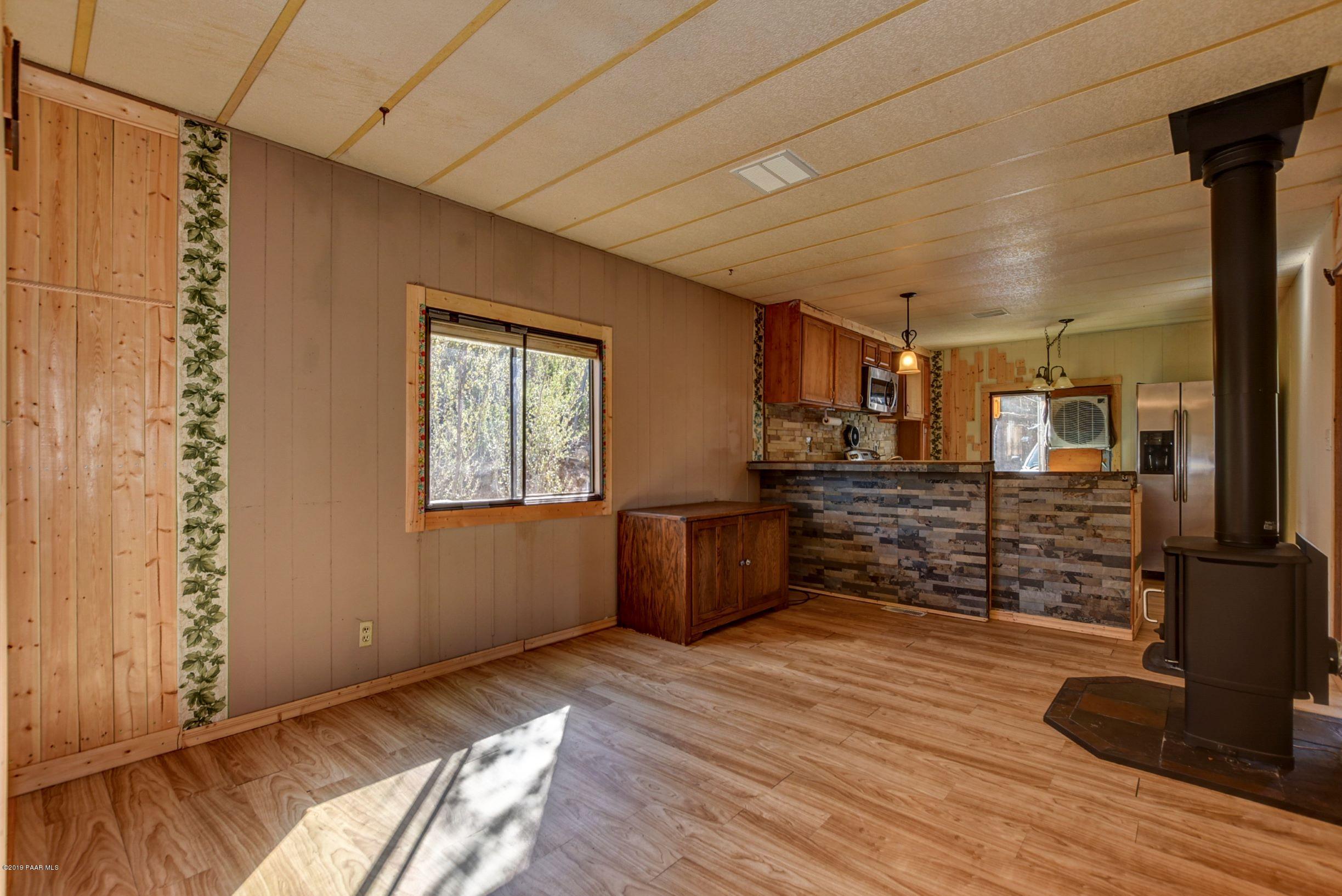 1710 Butterfield Road Prescott, AZ 86303 - Photo 6 of 25 20 Living Room 1