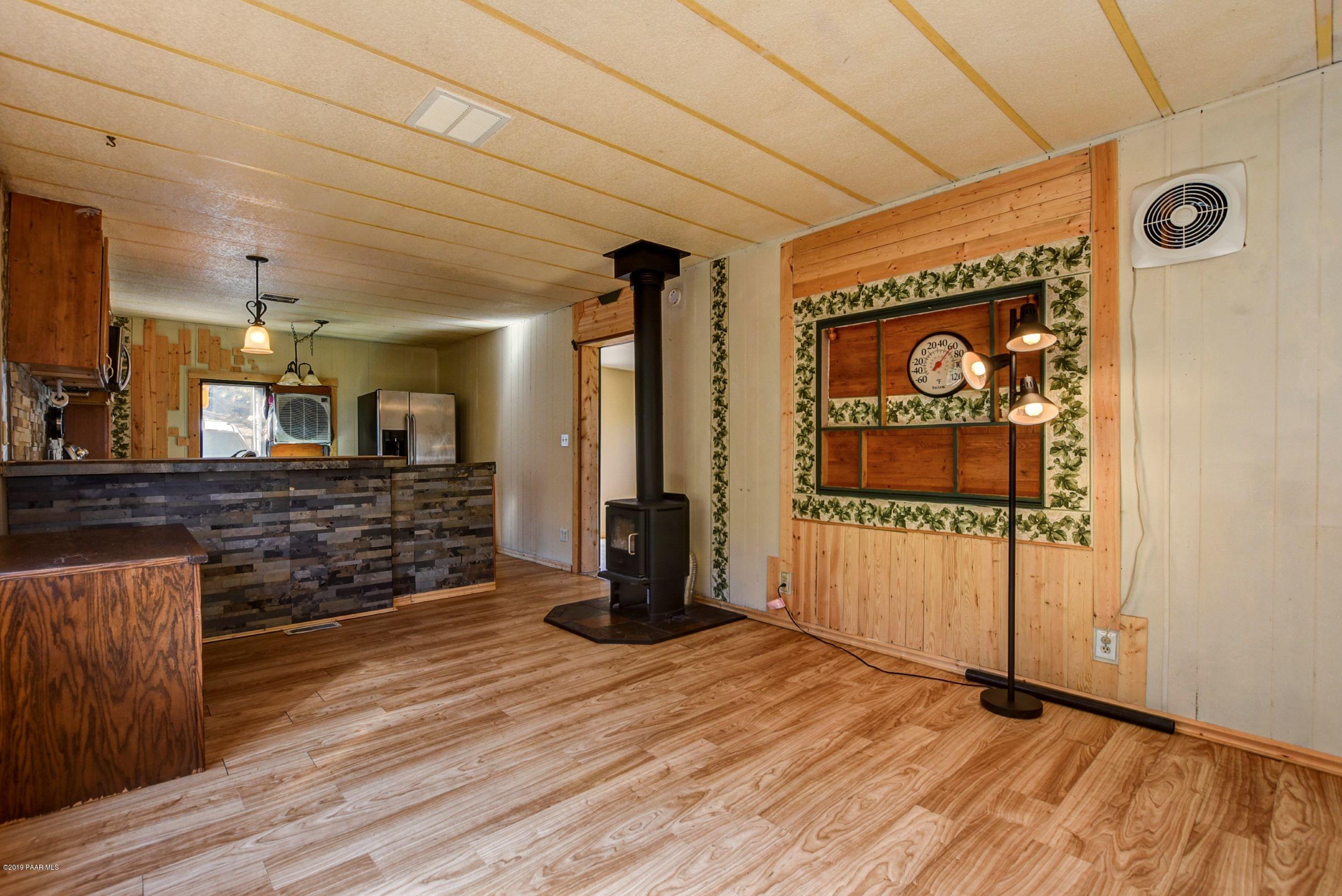 1710 Butterfield Road Prescott, AZ 86303 - Photo 7 of 25 22 Living Room 3