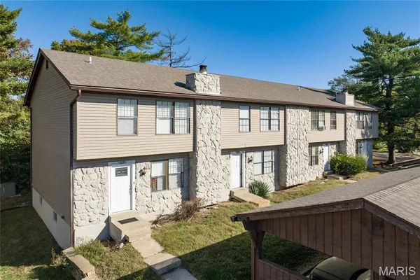 $2,300,000 | 233 Northport Hills Drive, Florissant, MO 63033