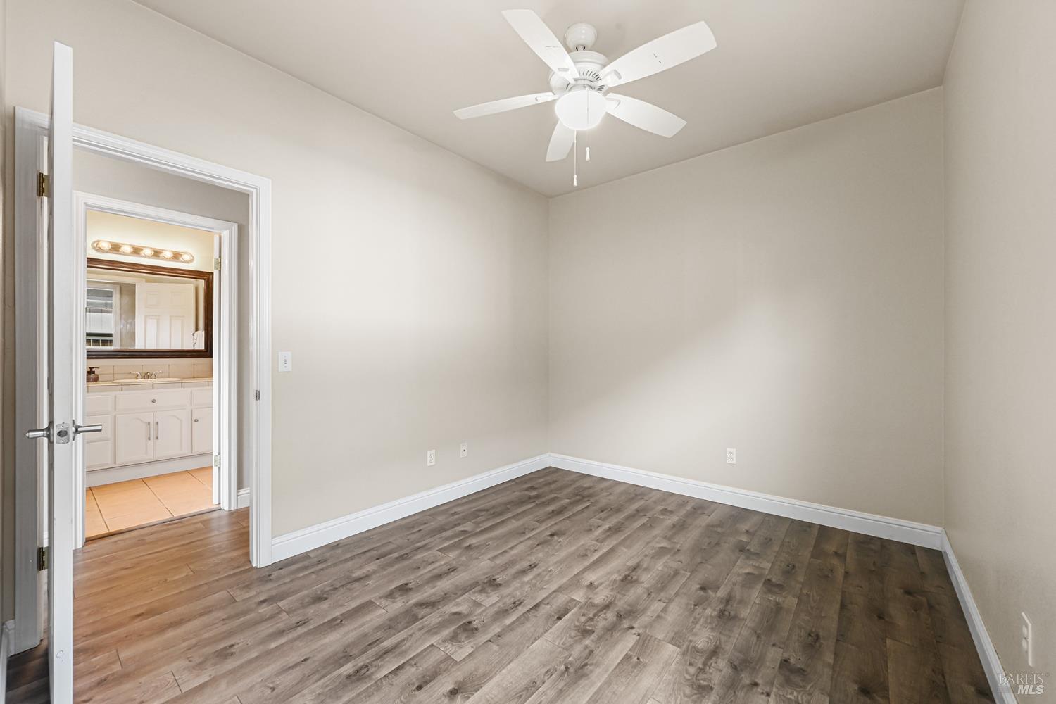 4721 Starbuck Avenue Santa Rosa, CA 95409 - Photo 27 of 53 Non-altered