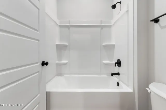 $400,900 | 17070 River Hills Drive, Gulfport, MS 39503