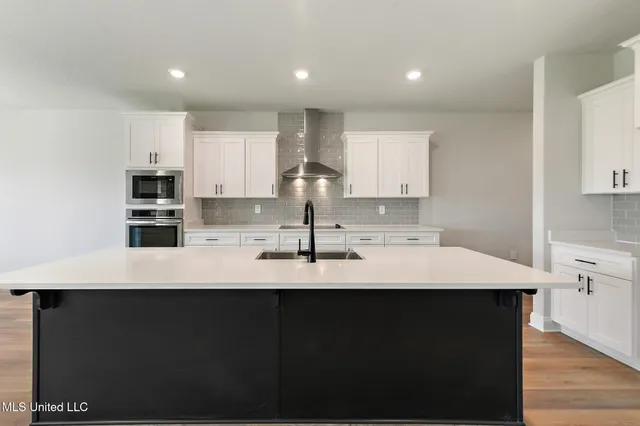 $400,900 | 17070 River Hills Drive, Gulfport, MS 39503