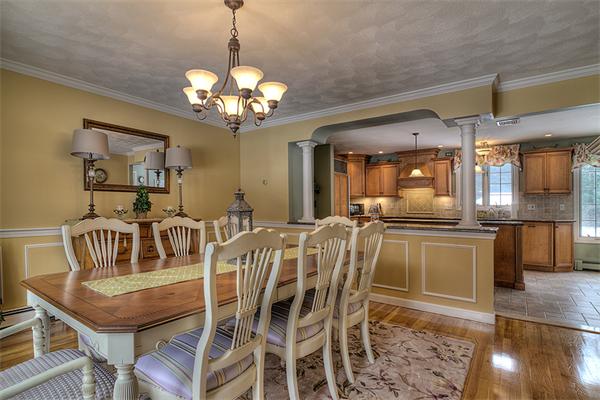 18 Spruce Road North Reading, MA 01864 - Photo 19 of 30 Gallery Image 19