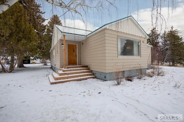 $890,000 | 2226 Irwin N Road, Irwin, ID 83428