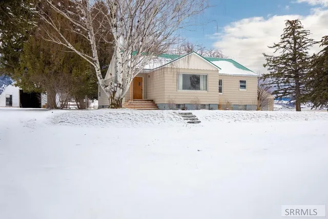 $990,000 | 2226 Irwin N Road, Irwin, ID 83428