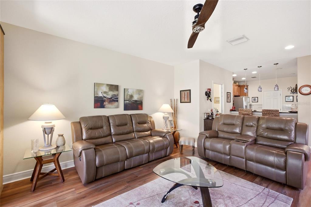477 Harbor Ridge Drive Palm Harbor, FL 34683 - Photo 11 of 43