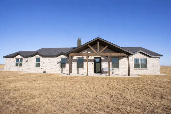$395,000 | 7405 County Road 3700, Slaton, TX 79364