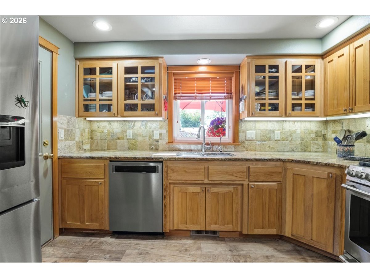 210 South 2nd Street Carlton, OR 97111 - Photo 16 of 48