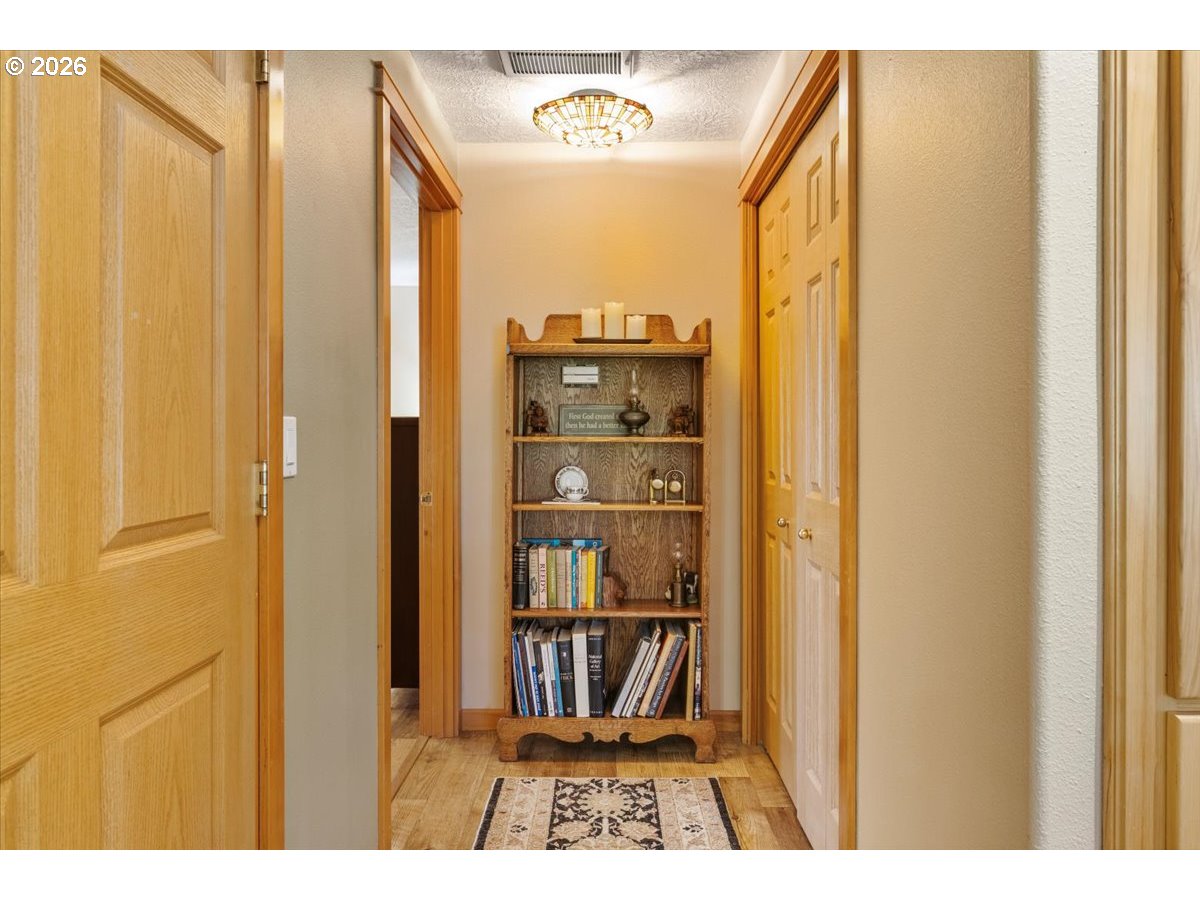 210 South 2nd Street Carlton, OR 97111 - Photo 22 of 48