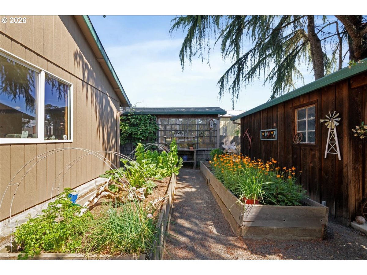 210 South 2nd Street Carlton, OR 97111 - Photo 41 of 48