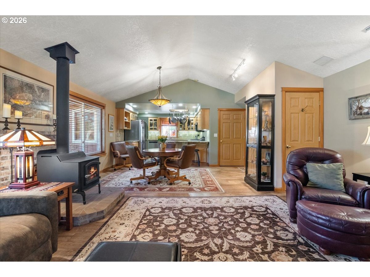 210 South 2nd Street Carlton, OR 97111 - Photo 8 of 48