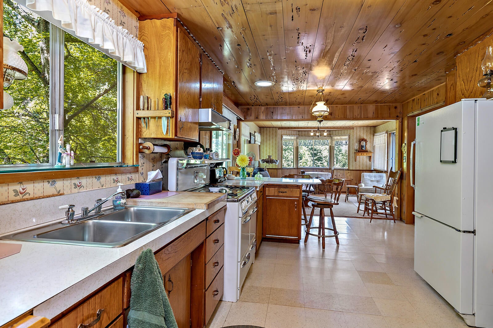 9440 Yank Gulch Road Talent, OR 97540 - Photo 8 of 41 42_YG_33_mls