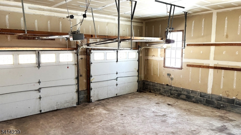 5 Els Way Vernon, NJ 07461 - Photo 20 of 34