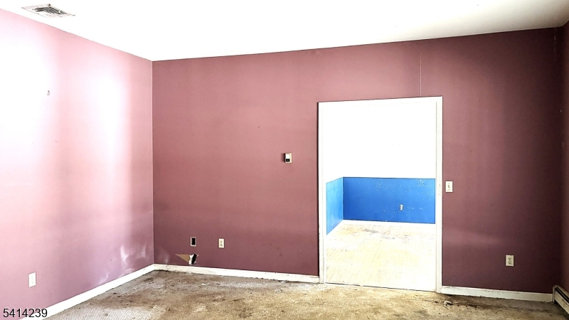 5 Els Way Vernon, NJ 07461 - Photo 8 of 34