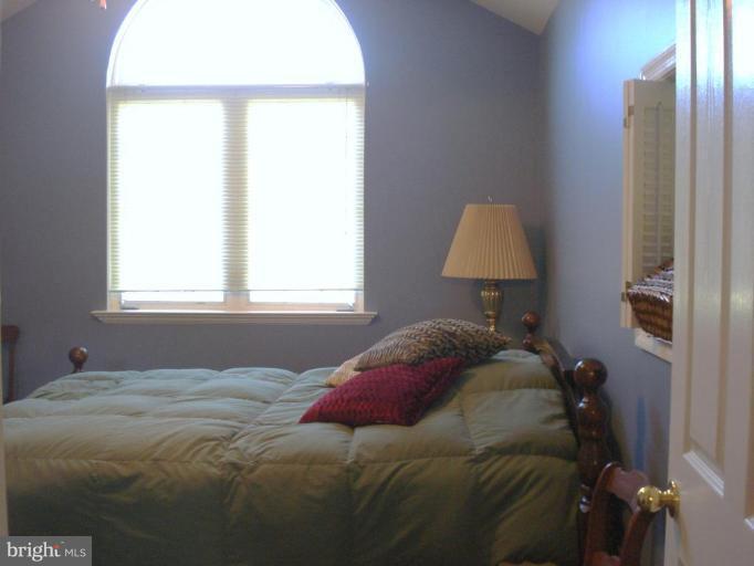 12629 Manor Road Glen Arm, MD 21057 - Photo 13 of 30 Bedroom #2