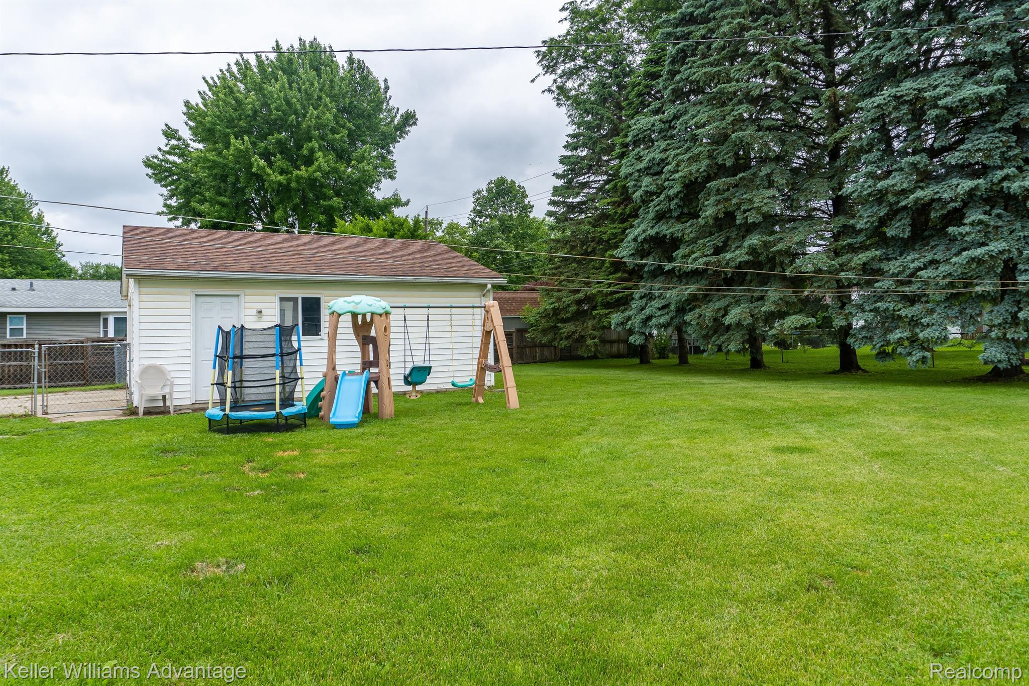 45664 Hull Road Belleville, MI 48111 - Photo 28 of 29 Gallery Image 28