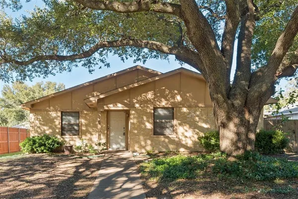 $2,050 | 1429 Whitehall Drive, Plano, TX 75023