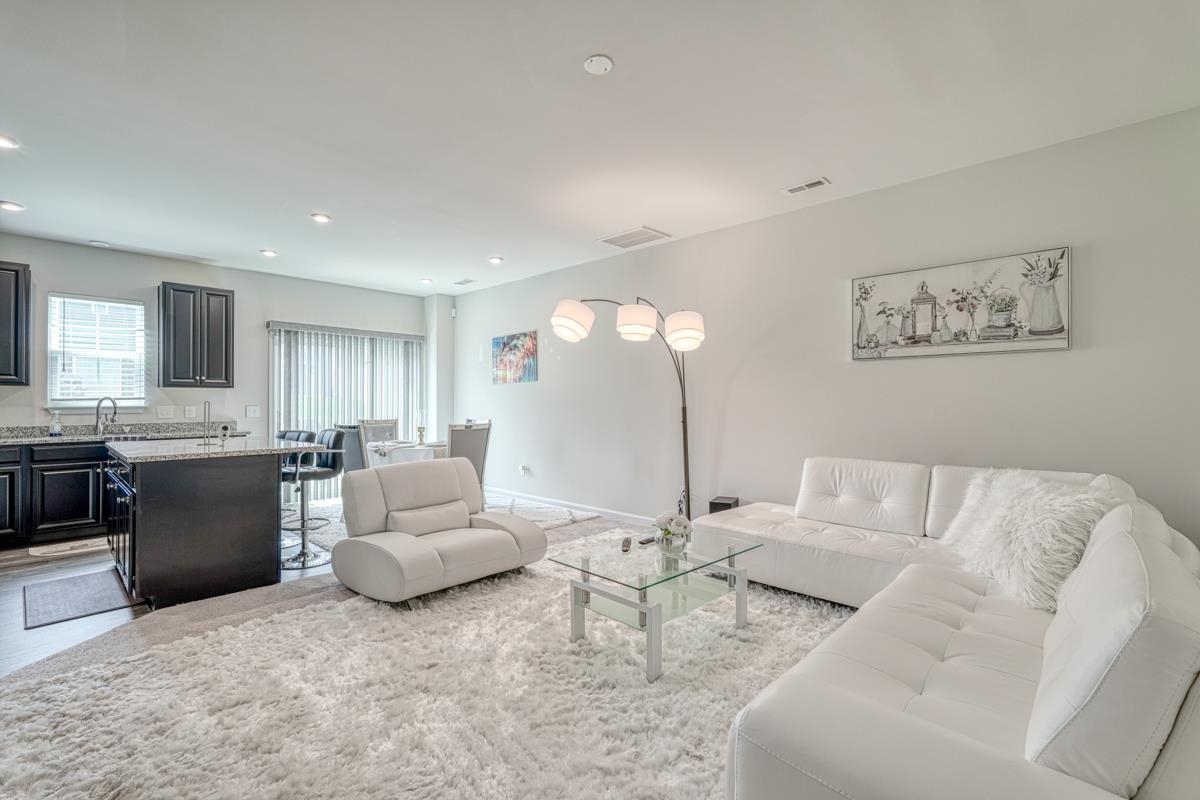 554 Preakness Run Spartanburg, SC 29301 - Photo 3 of 31