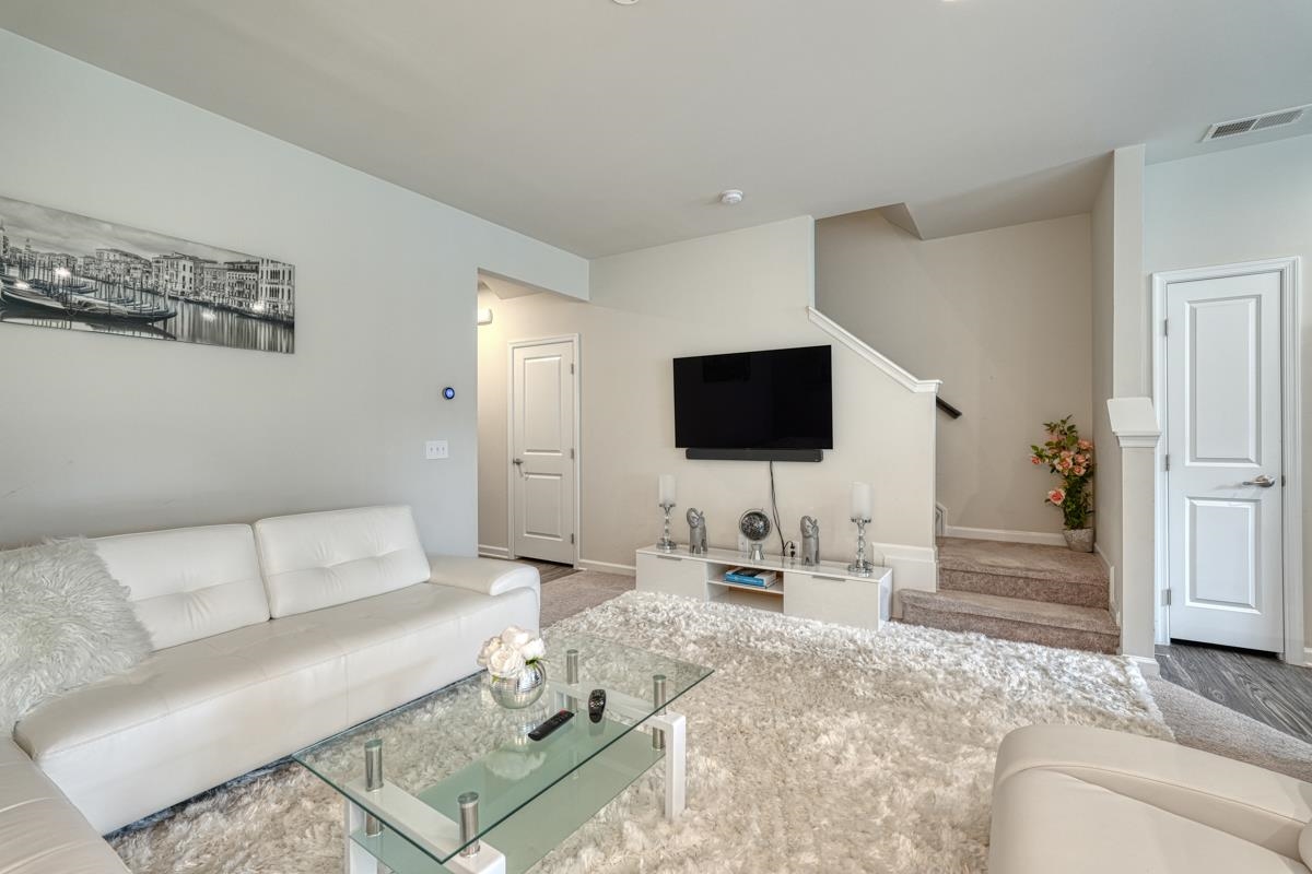 554 Preakness Run Spartanburg, SC 29301 - Photo 4 of 31