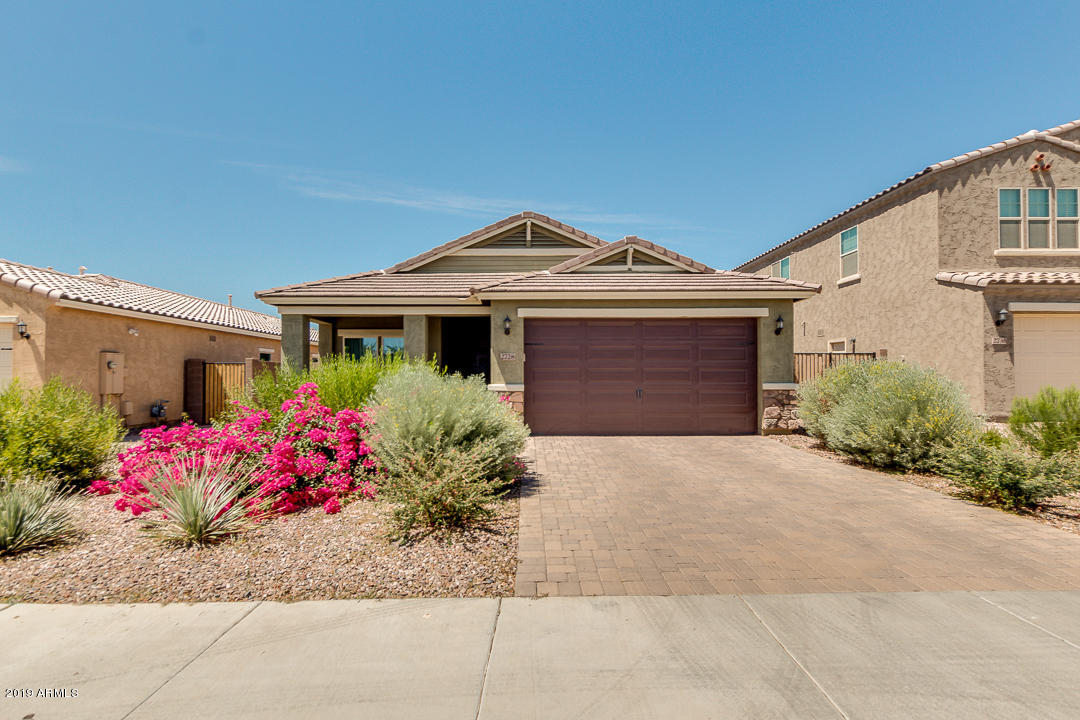 2728 East Mewes Road Gilbert, AZ 85298 - Photo 1 of 27 01-Mews