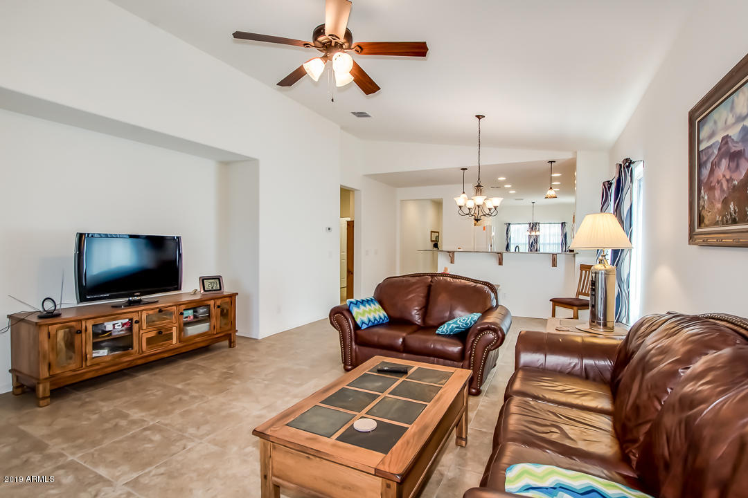 2728 East Mewes Road Gilbert, AZ 85298 - Photo 3 of 27 05-Mews
